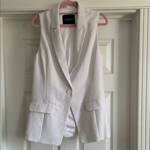 Smart Set Women's Cream Vest